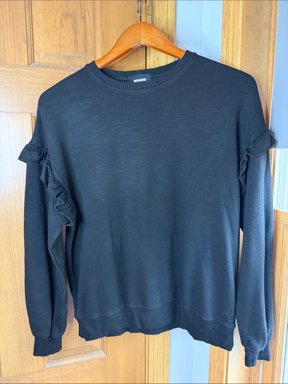 Monrow Black Ruffle Sleeve Women’s Crewneck Sweatshirt Size Small